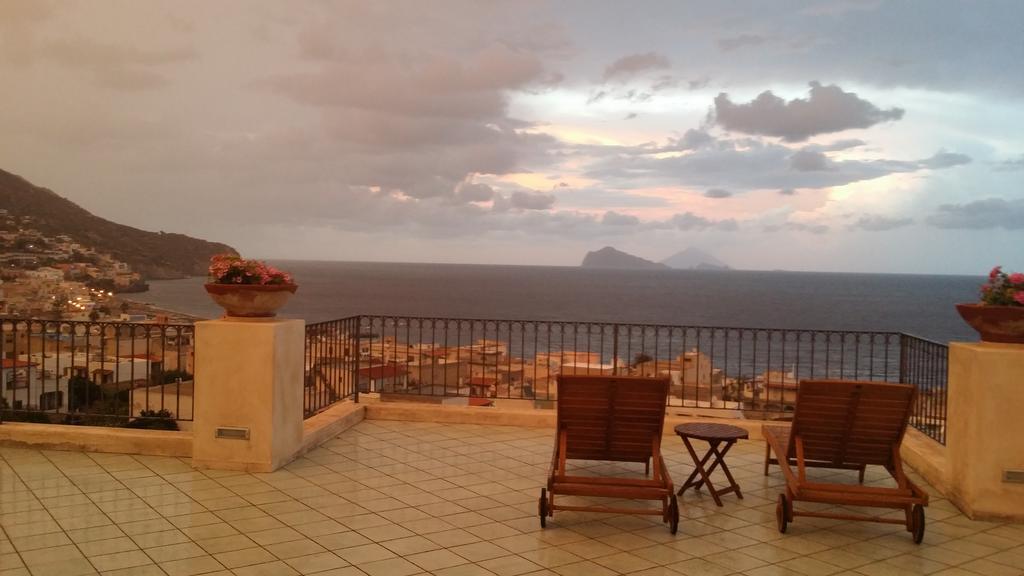 La Zagara Hotel Lipari  Buitenkant foto